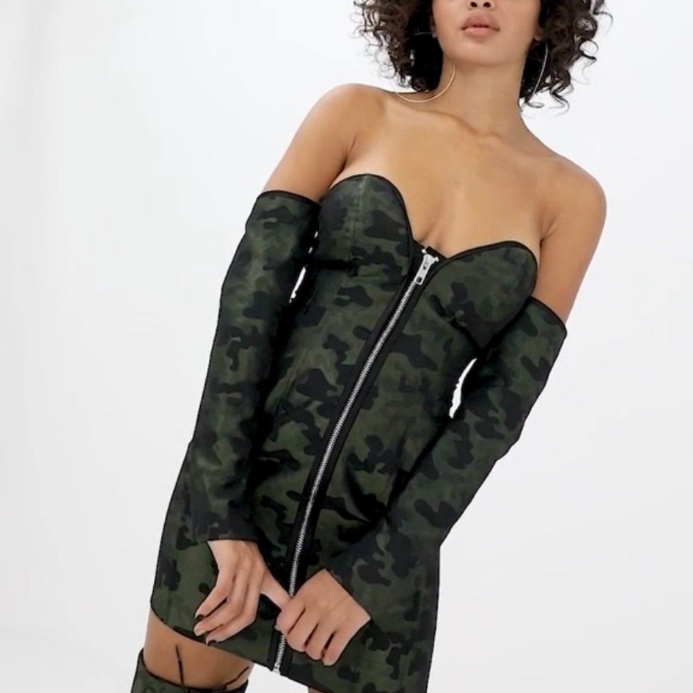 CaMo dress
